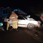 POLICÍA MUERE TRAS CHOCAR CONTRA UNA VACA E IMPACTAR CONTRA UN CAMIÓN EN CAAZAPÁ.